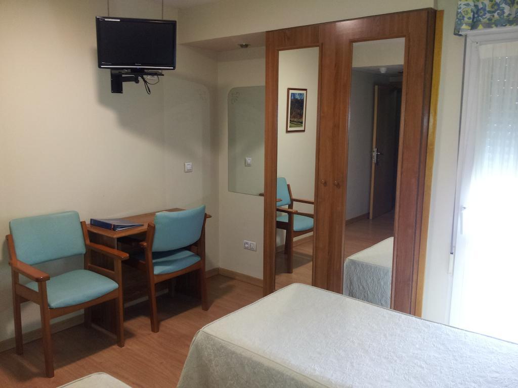 Hotel Begona Playa à Gijón Chambre photo